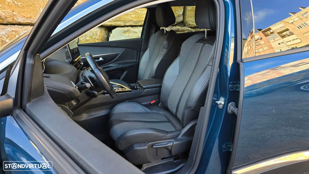 Peugeot 5008 BlueHDI 130 EAT8 Crossway - 45