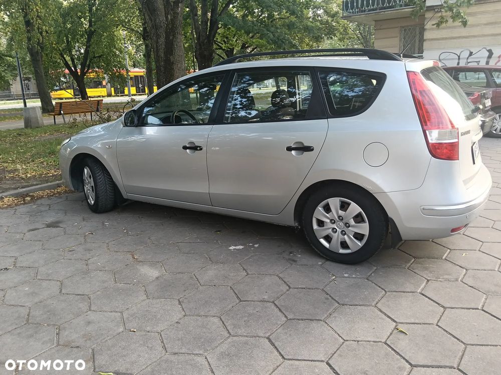 Hyundai i30 1.6 Classic - 19