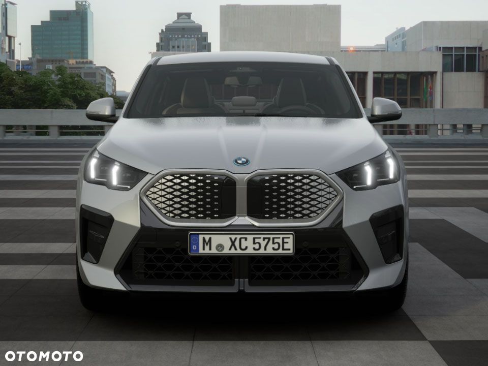BMW iX2 eDrive20 66.5kWh - 6