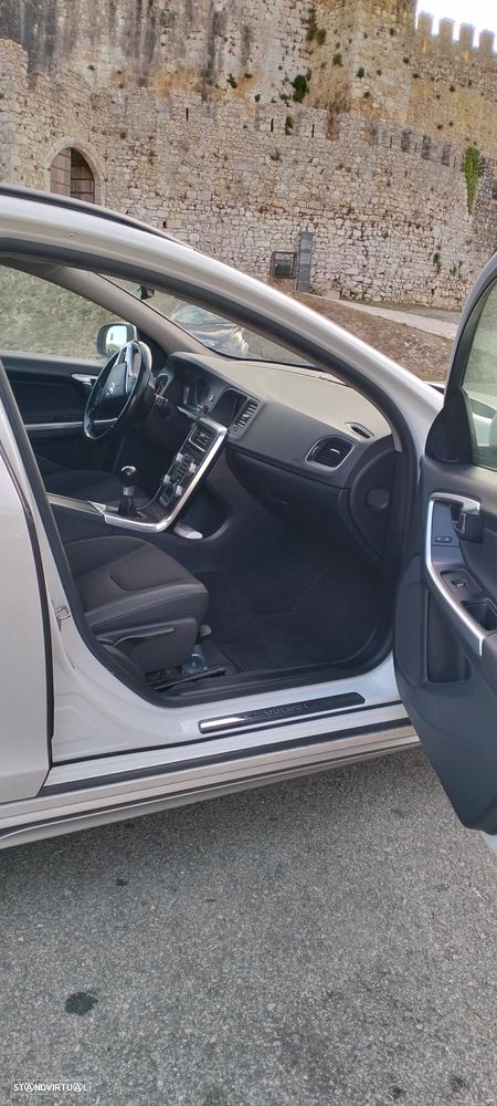 Volvo V60 - 15