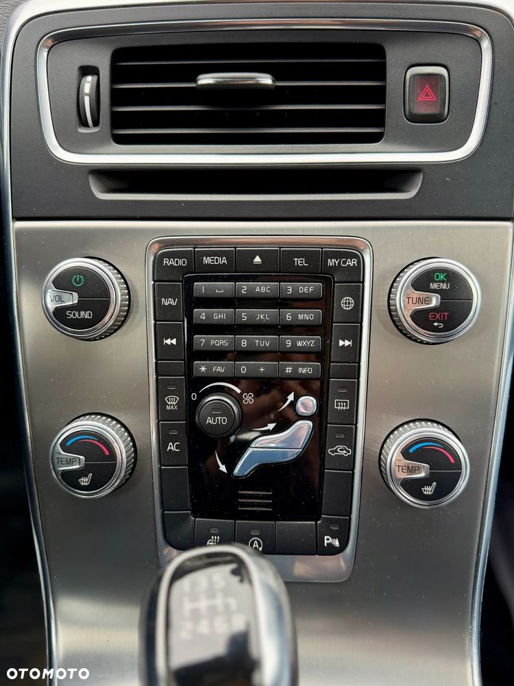 Volvo V60 - 19