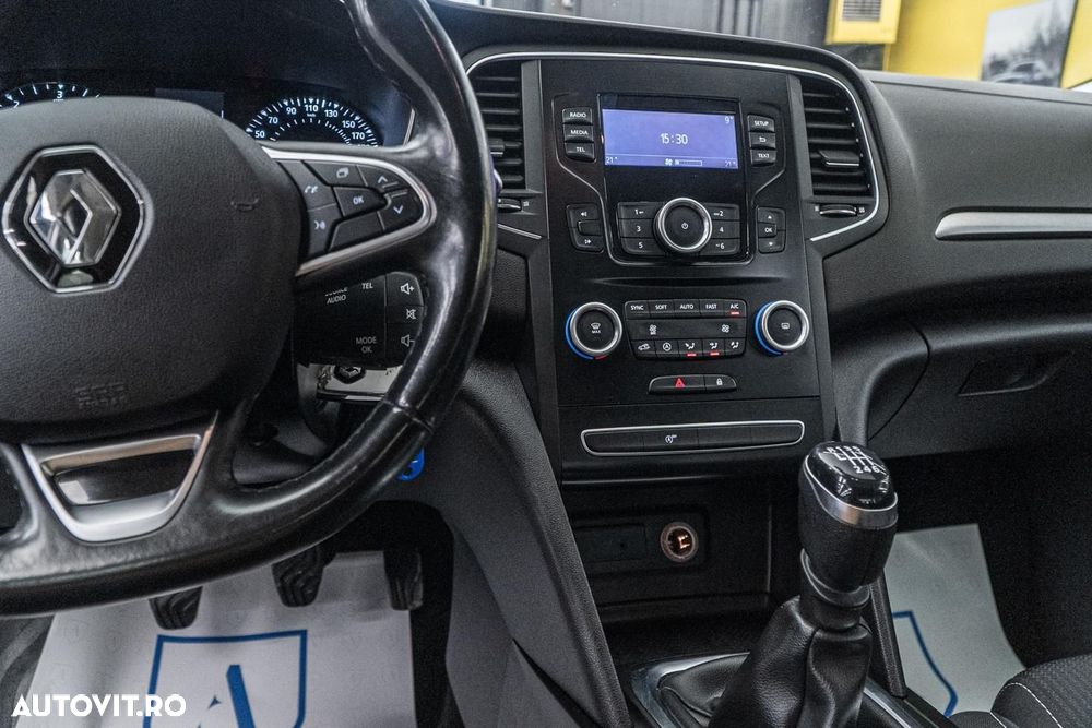 Renault Megane BLUE dCi 115 INTENS - 34