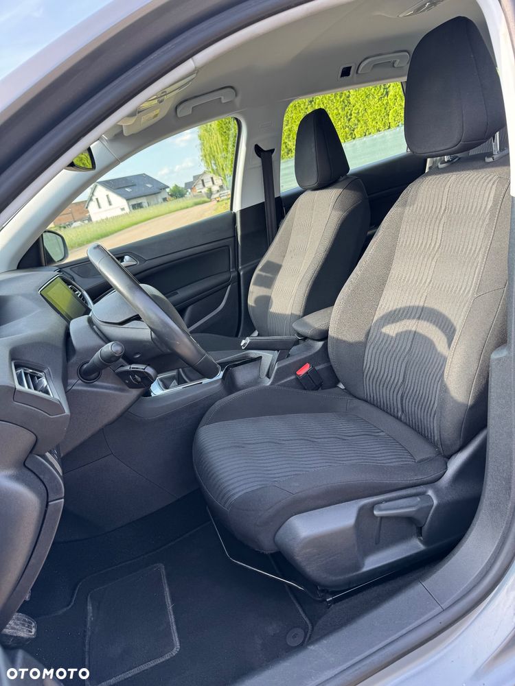 Peugeot 308 - 16