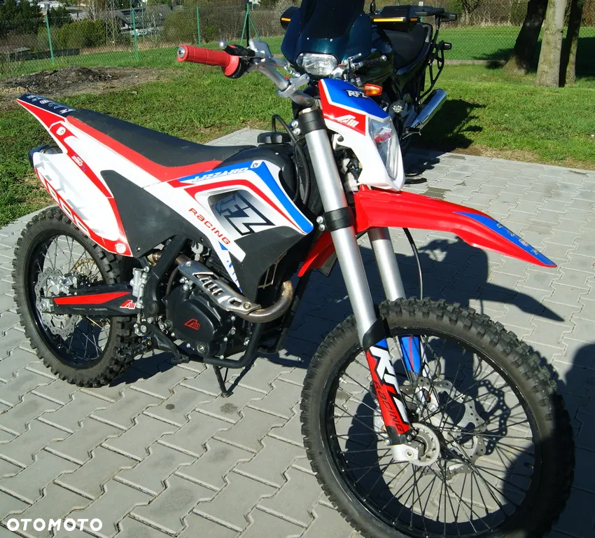 APOLLO Inny