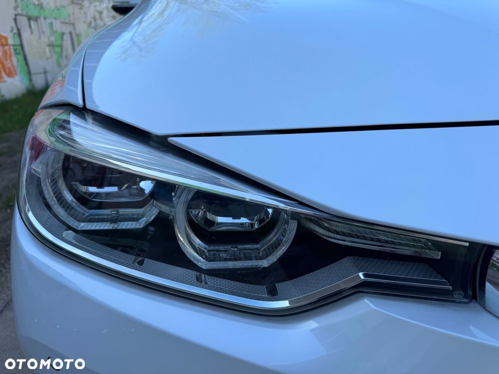 BMW Seria 3 330e iPerformance Luxury Line - 19