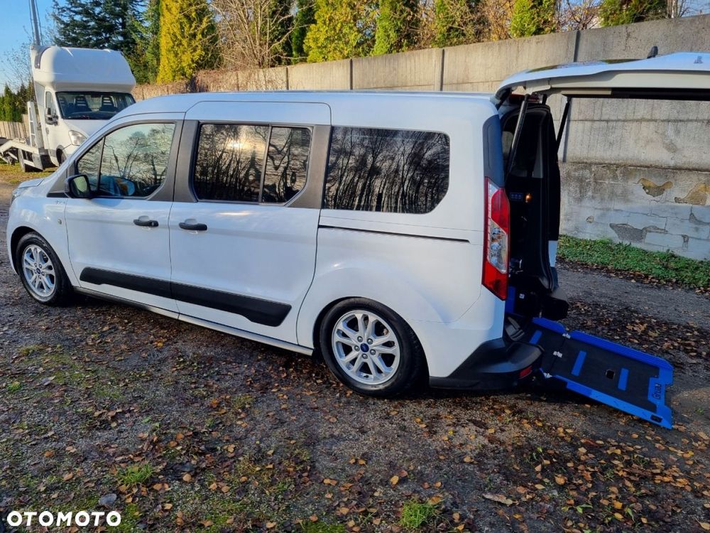 Ford Tourneo Connect Grand - 21