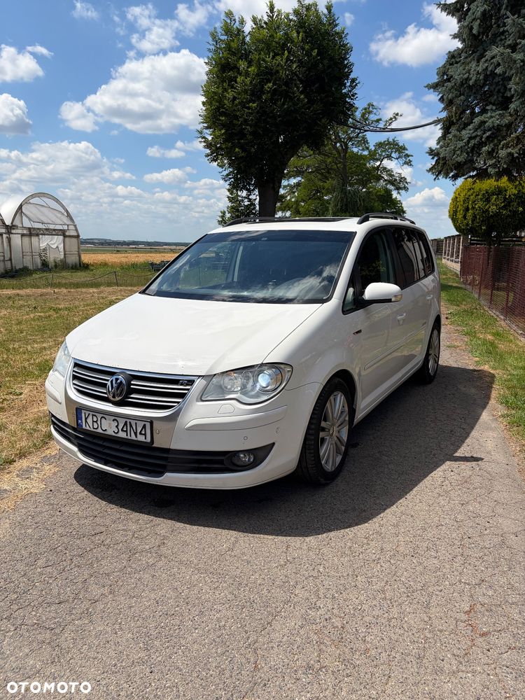 Volkswagen Touran 1.9 TDI DPF R-Line Edition - 1