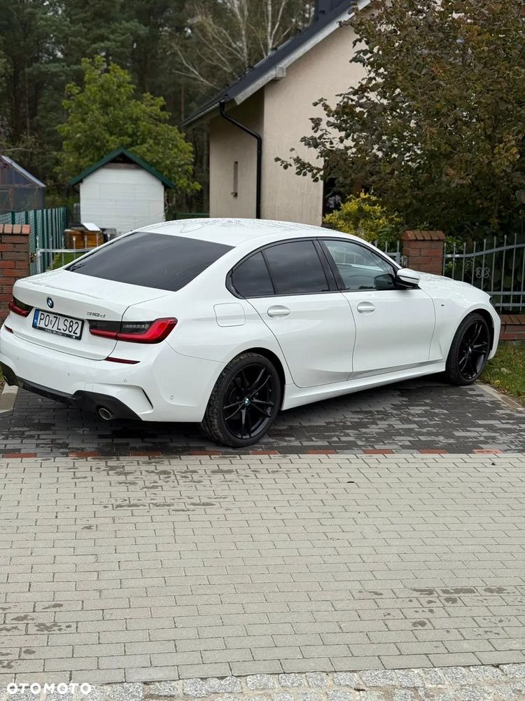 BMW Seria 3 318d M Sport - 3
