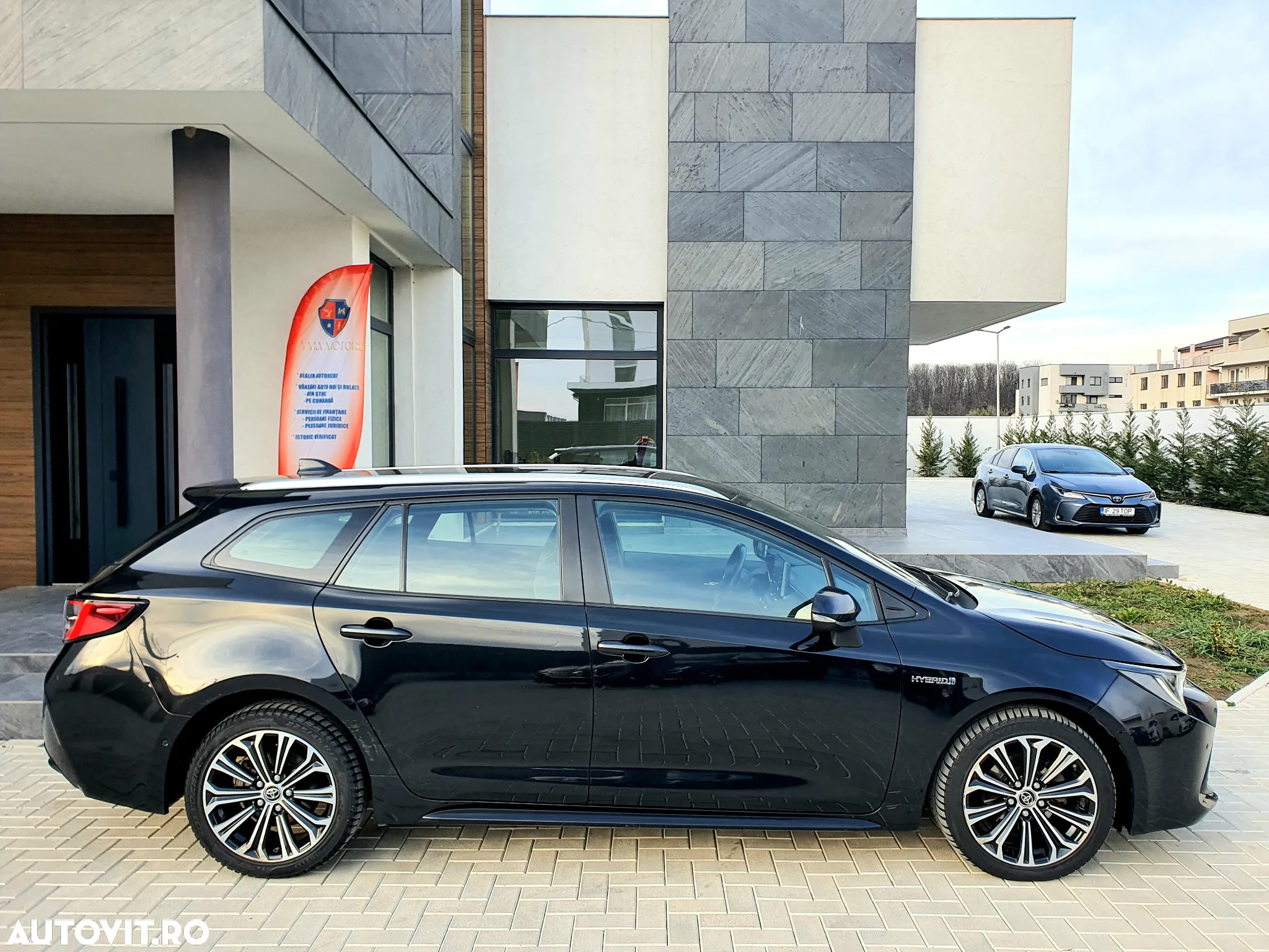 Toyota Corolla 1.8 Hybrid Touring Sports Business Edition - 5
