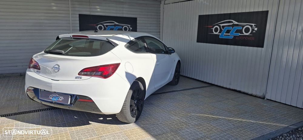 Opel Astra GTC - 8