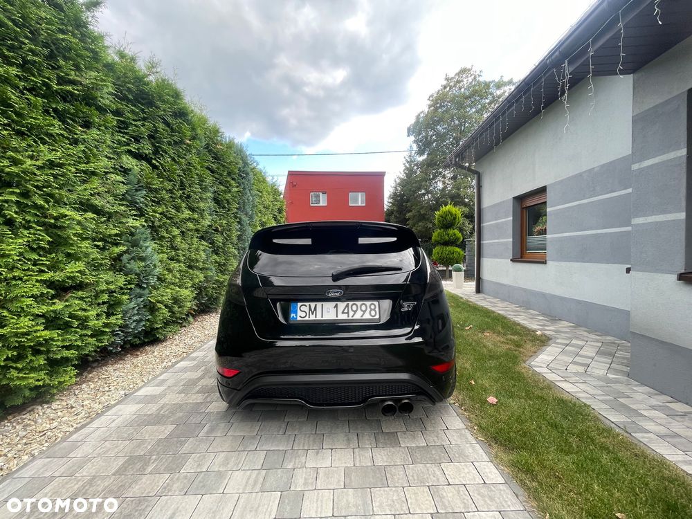 Ford Fiesta 1.6 EcoBoost ST - 6