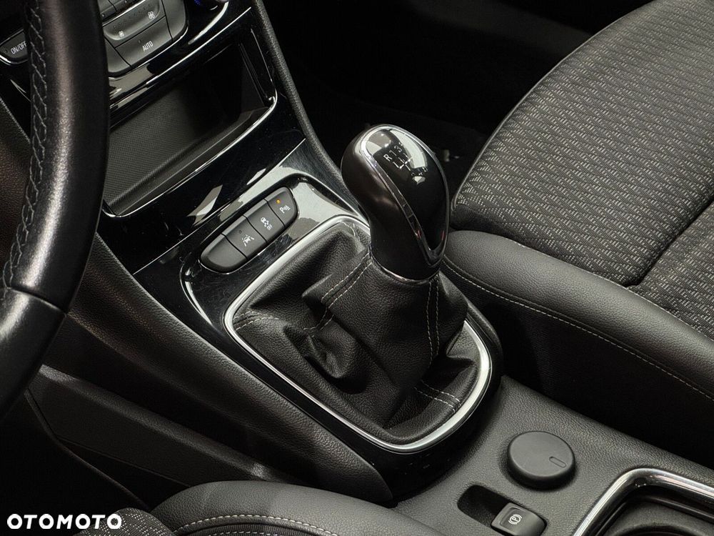 Opel Astra V 1.4 T GPF Elite - 9