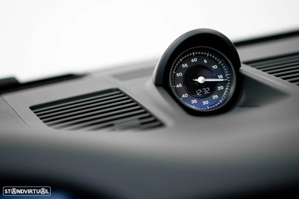 Porsche 911 (992) Carrera 4 GTS PDK - 40