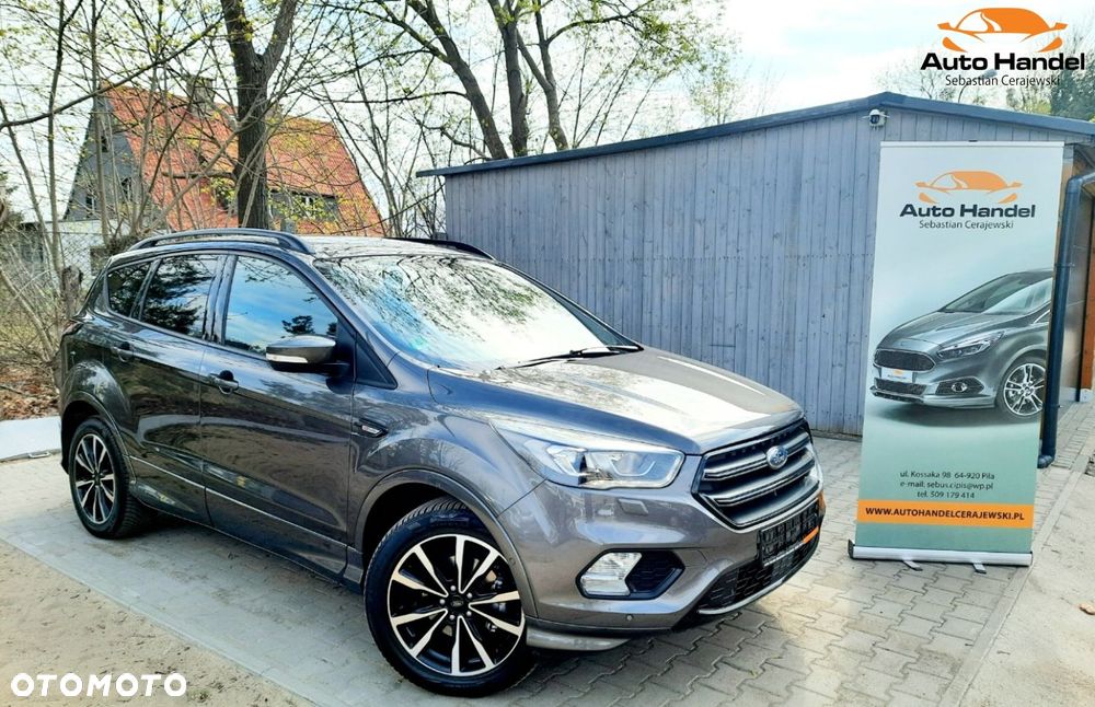 Ford Kuga 1.5 EcoBoost 2x4 ST-Line - 2