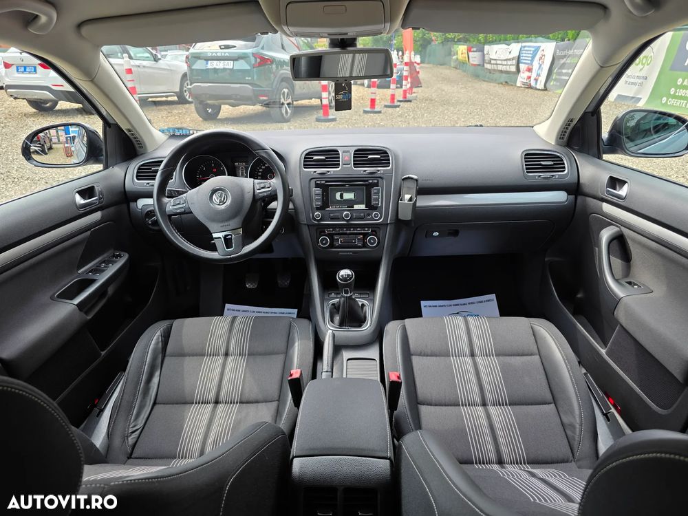 Volkswagen Golf 1.6 TDI DPF MATCH - 6