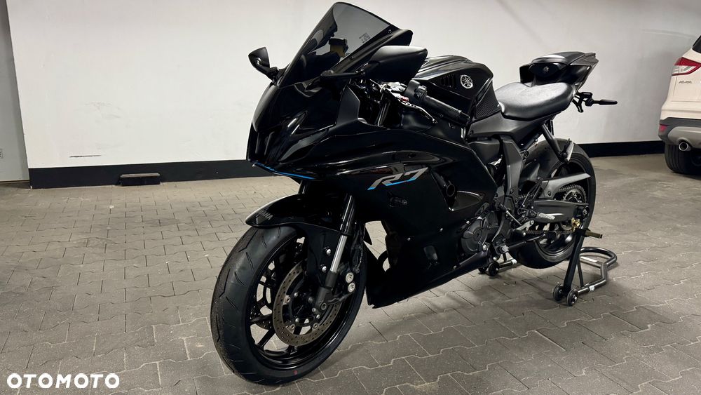 Yamaha R7 - 4