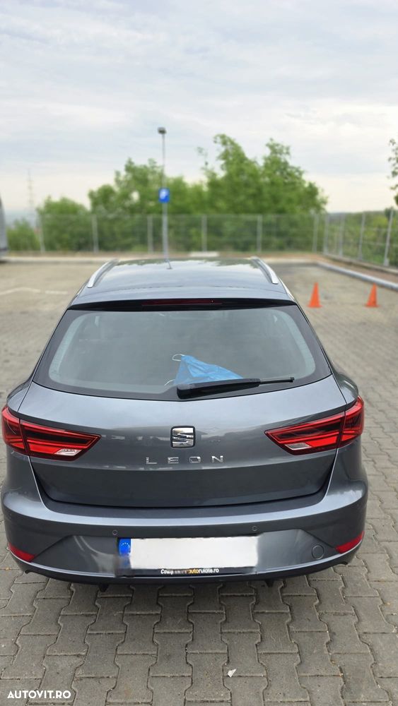 Seat Leon 1.6 TDI DSG7 Style - 4