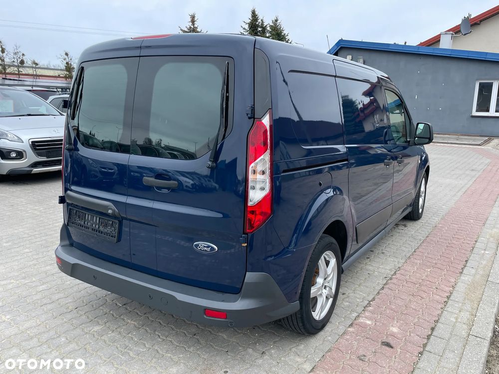 Ford Transit Connect - 13