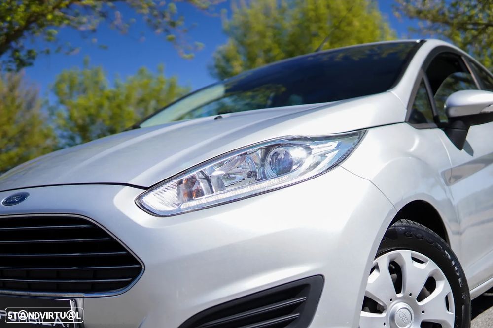 Ford Fiesta 1.5 TDCi Titanium ECOnetic - 4