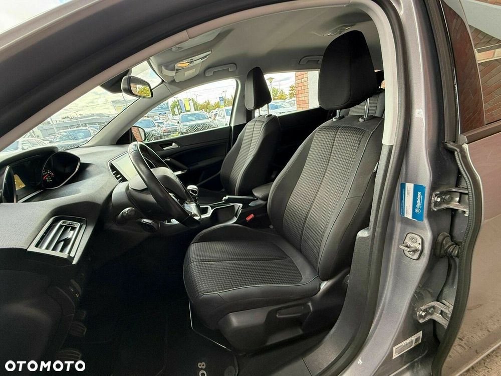 Peugeot 308 - 11