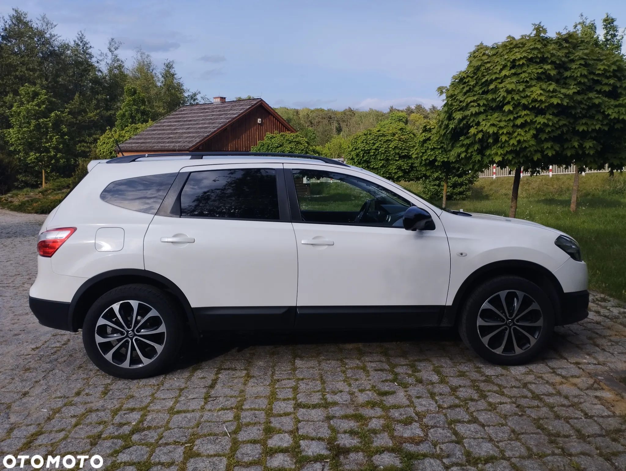 Nissan Qashqai+2 - 1