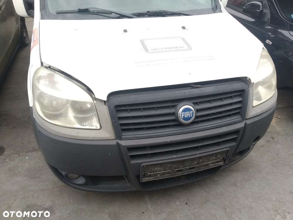 FIAT DOBLO I LIFT 04-10 1.4 8V - ZDERZAK PRZÓD PRZEDNI 249 - 1