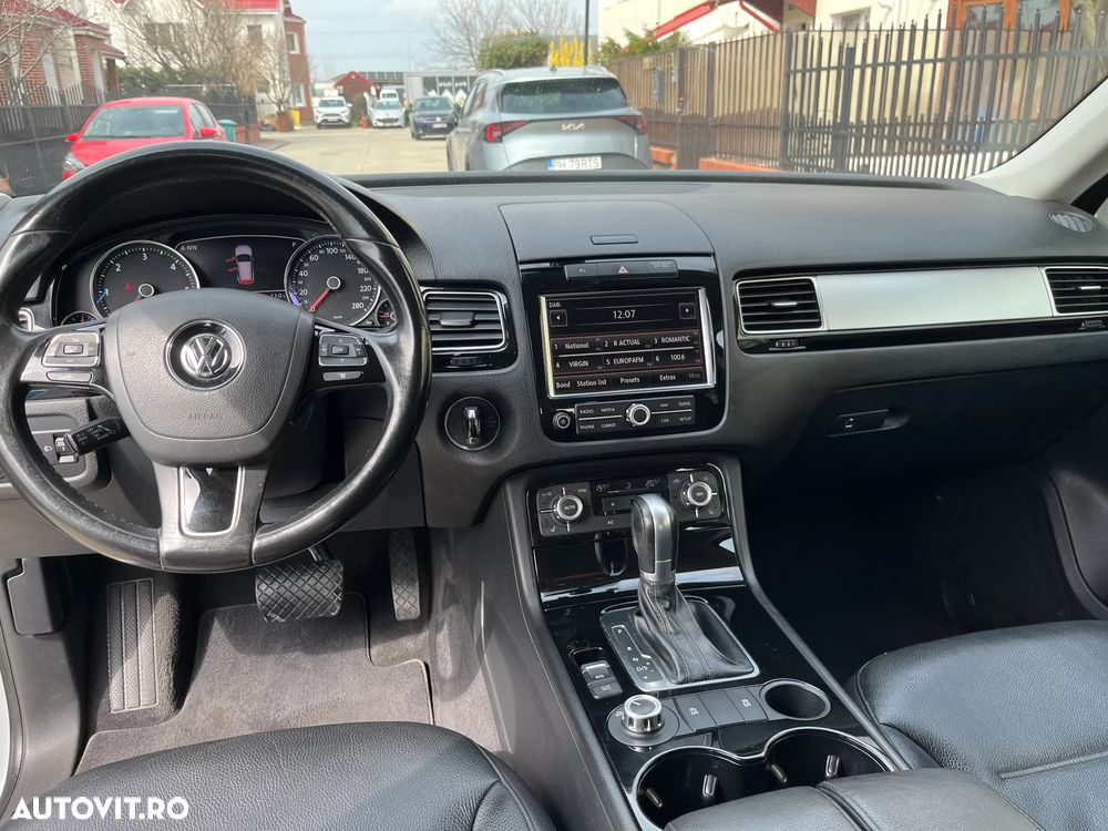 Volkswagen Touareg 3.0 V6 TDI BMT - 6