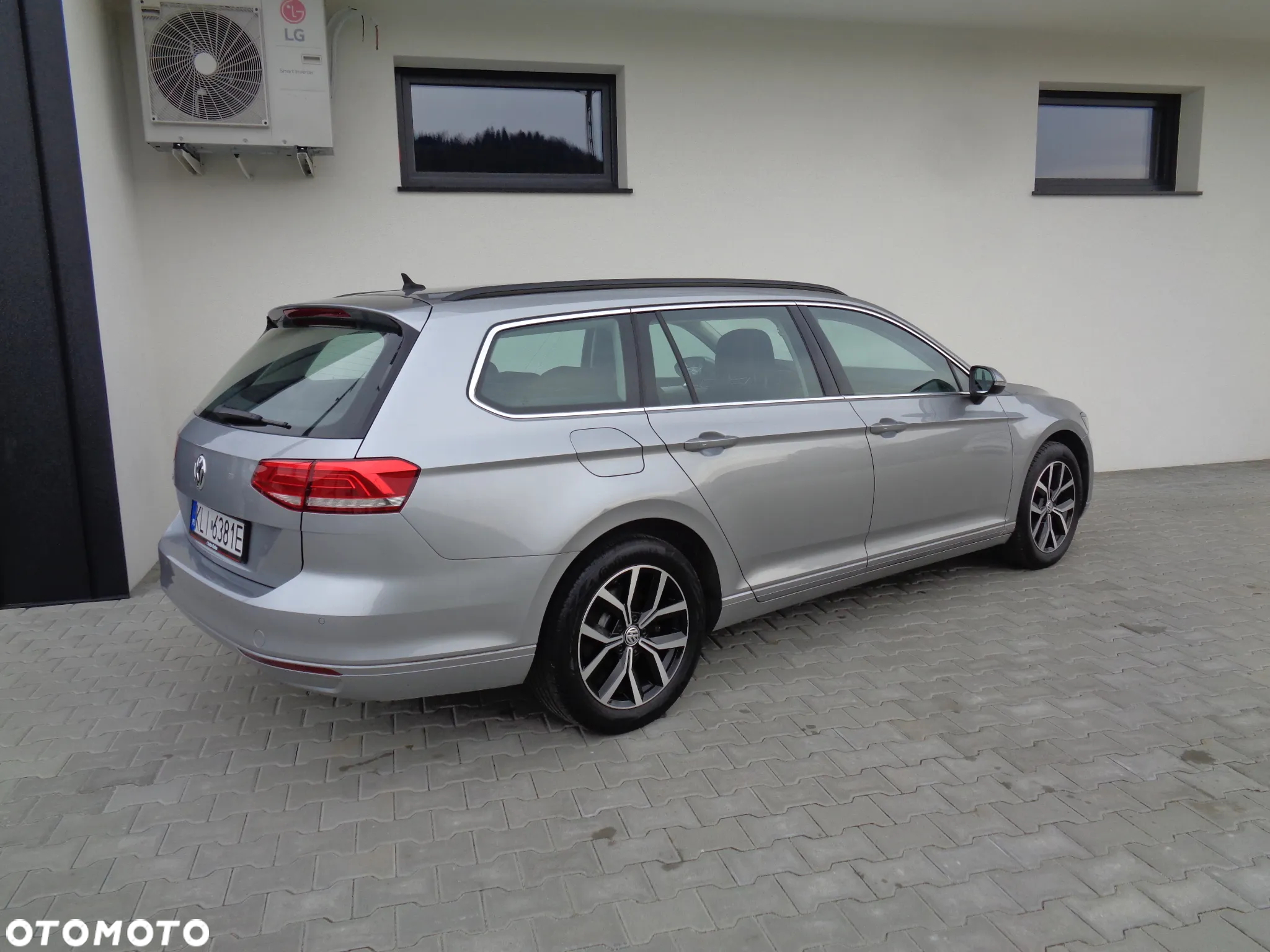Volkswagen Passat - 9