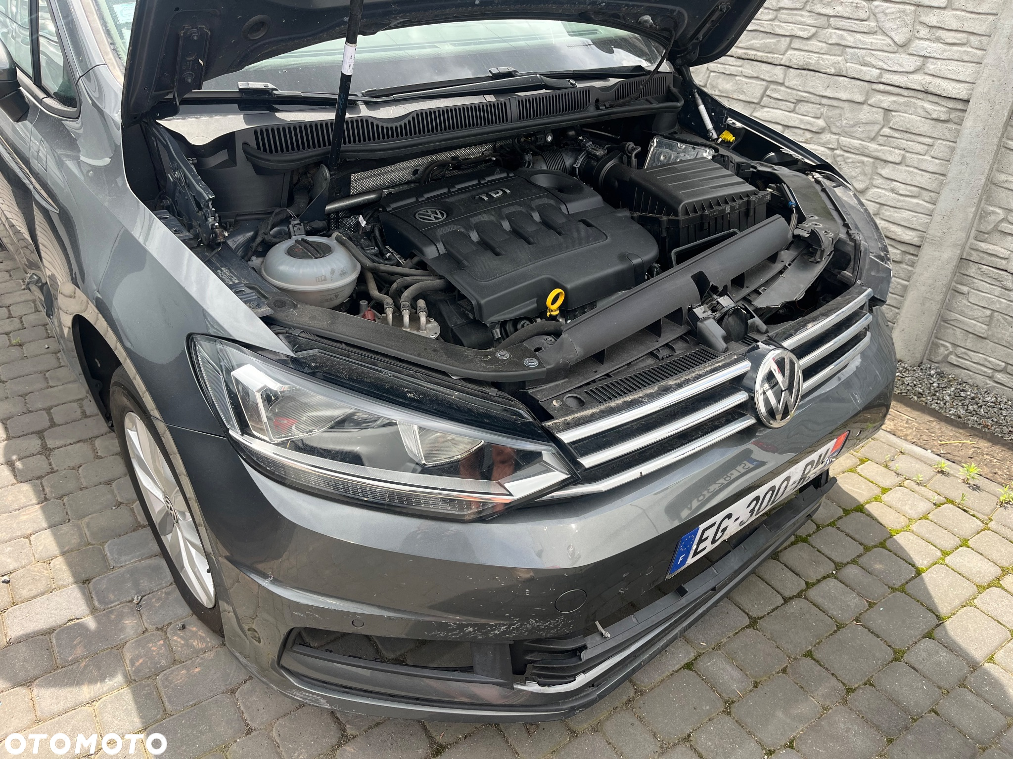 Volkswagen Touran - 13