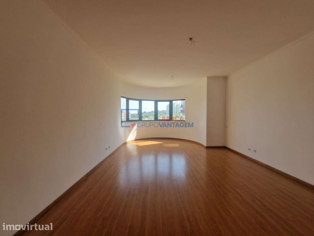 Apartamento T3 em Alenquer 1º andar com elevador - Grande imagem: 2/26