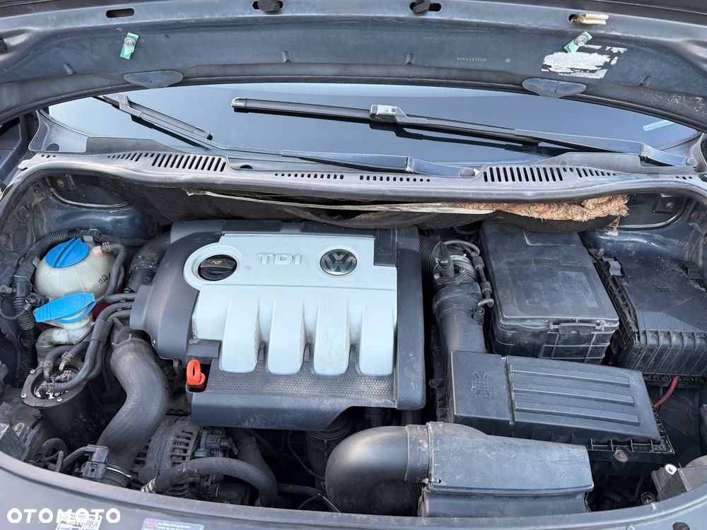 Volkswagen Touran 2.0 TDI DSG United - 27