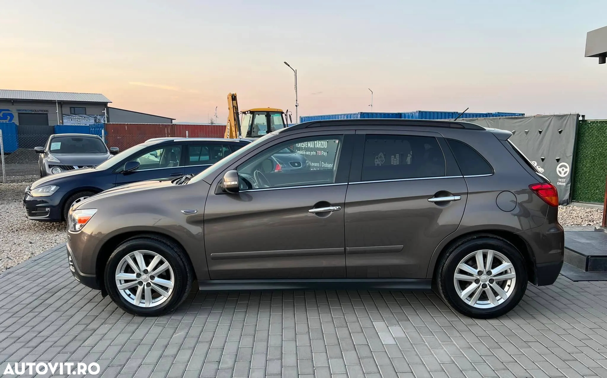 Mitsubishi ASX 1.8 DI-D 4WD Instyle - 14