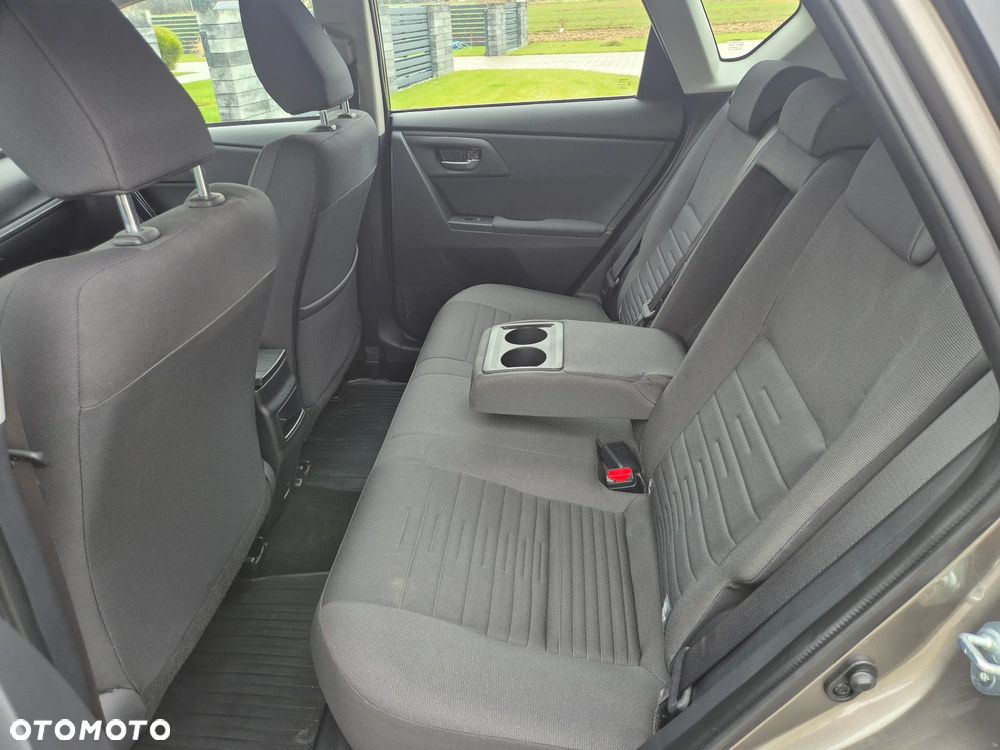 Toyota Auris - 18