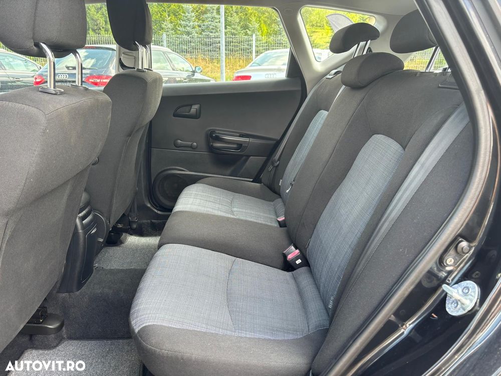 Kia Ceed 1.4 CVVT Attract - 6