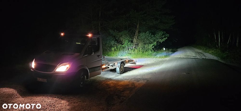 Mercedes-Benz Sprinter - 20
