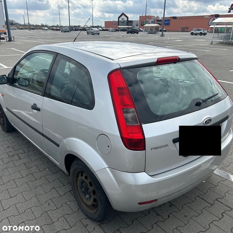 Ford Fiesta - 4