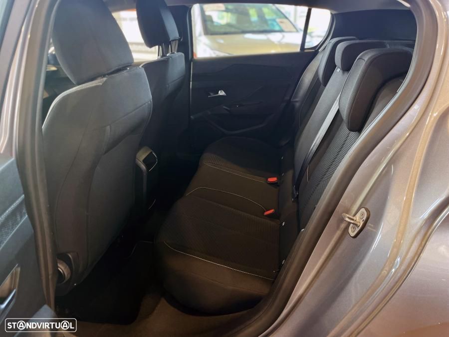 Peugeot 308 1.2 PureTech Active Pack - 27