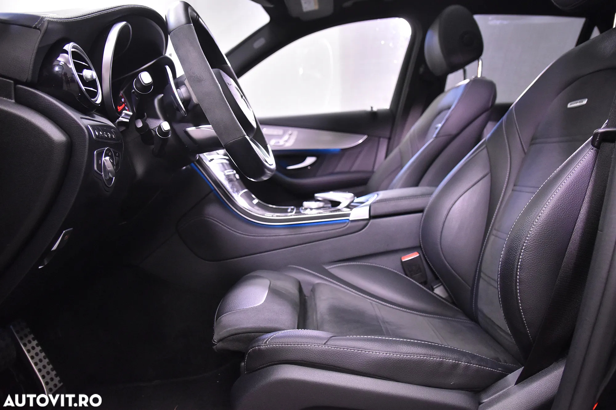 Mercedes-Benz GLC 63 AMG S 4MATIC - 24