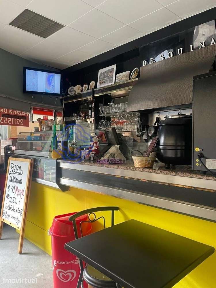 Pizzaria para trespasse no Centro do porto em Serpa Pinto junto á Cons - Grande imagem: 3/12