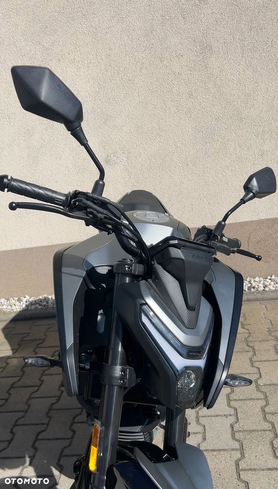 CFMoto NK - 3