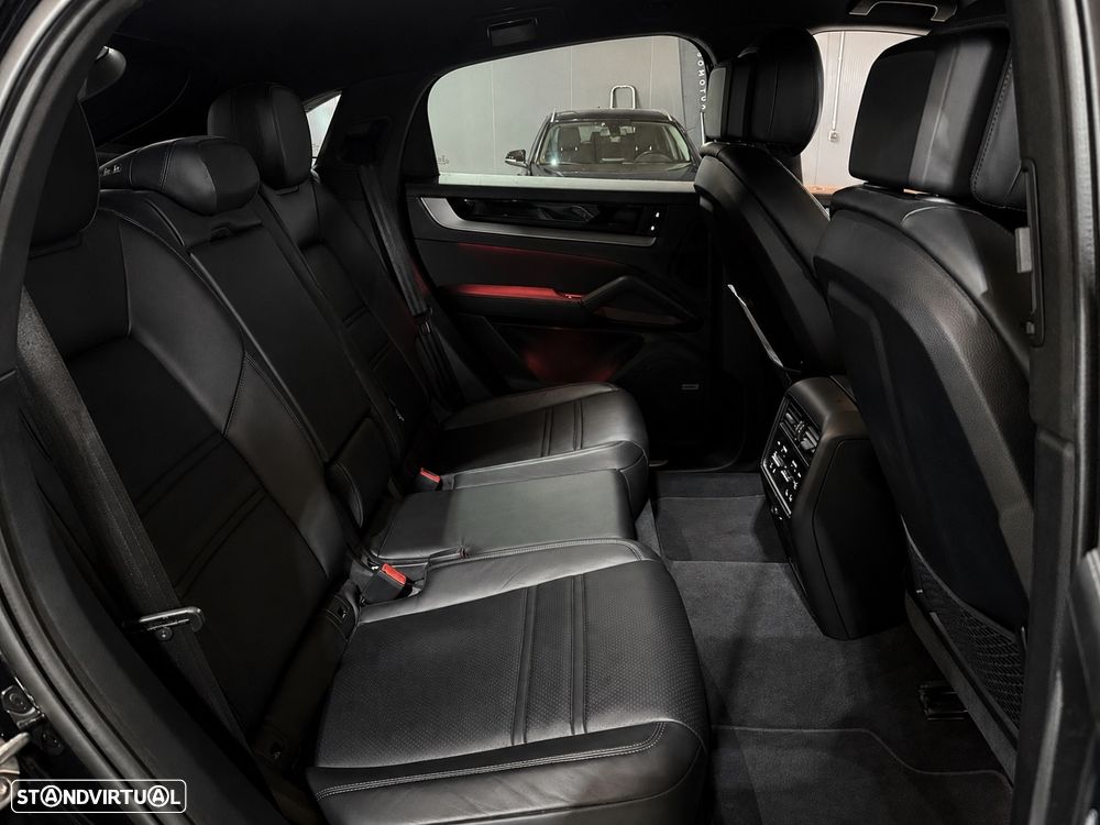 Porsche Cayenne Coupé E-Hybrid Tiptronic S - 16