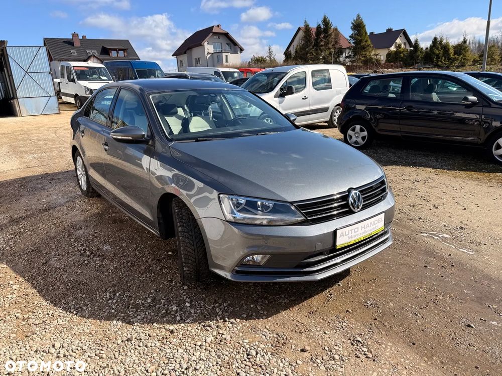 Volkswagen Jetta 2.0 TDI DPF BMT Comfortline - 16