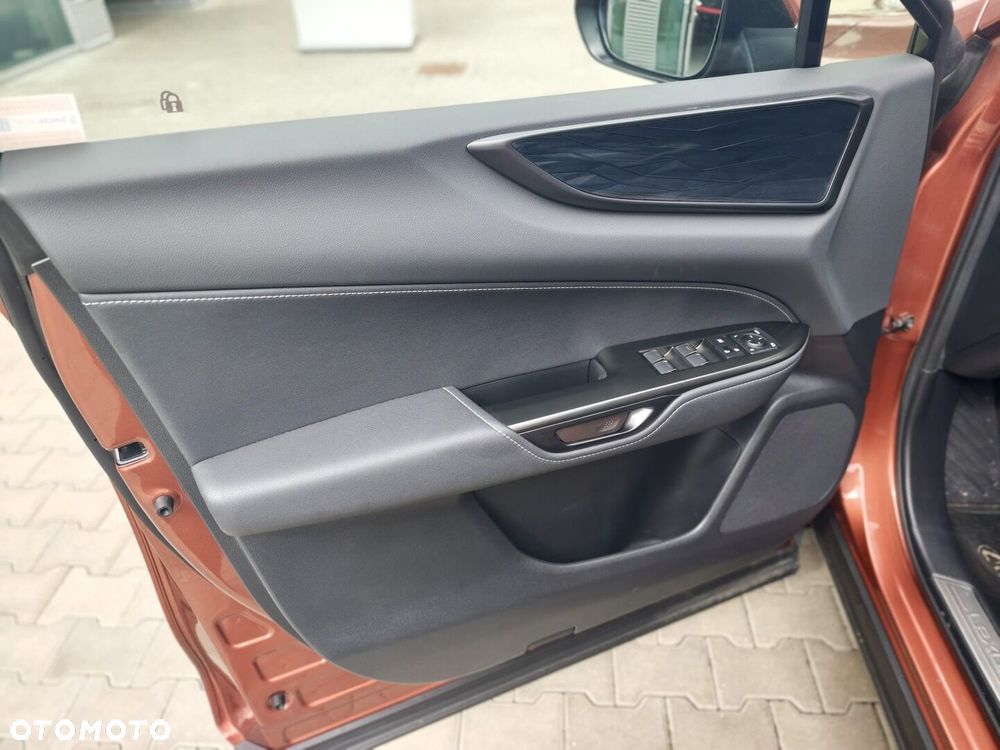 Lexus NX - 13