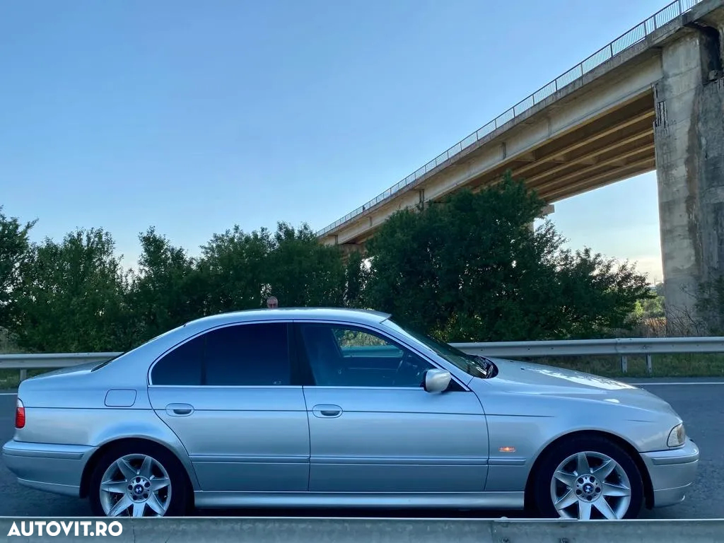 BMW Seria 5 525dA - 3