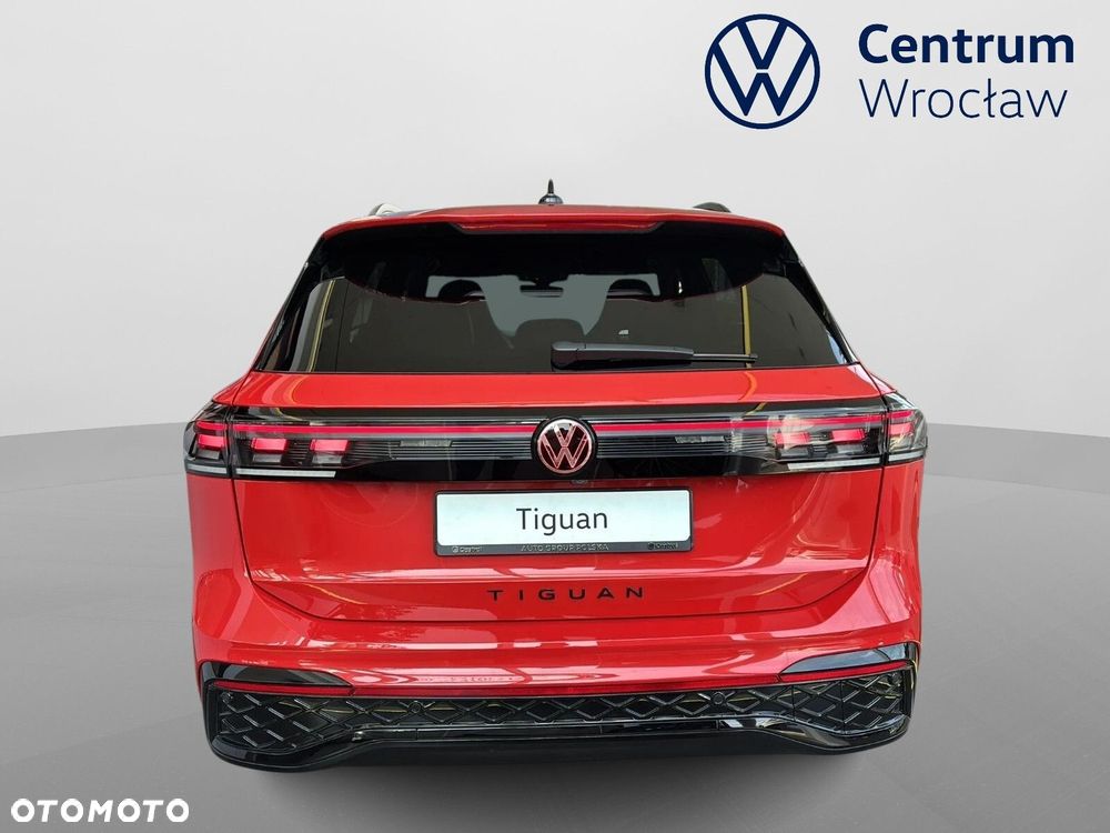 Volkswagen Tiguan - 8