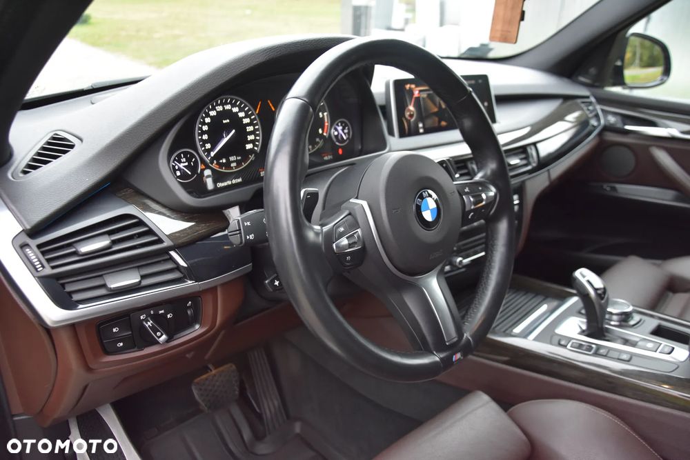 BMW X5 xDrive30d - 23