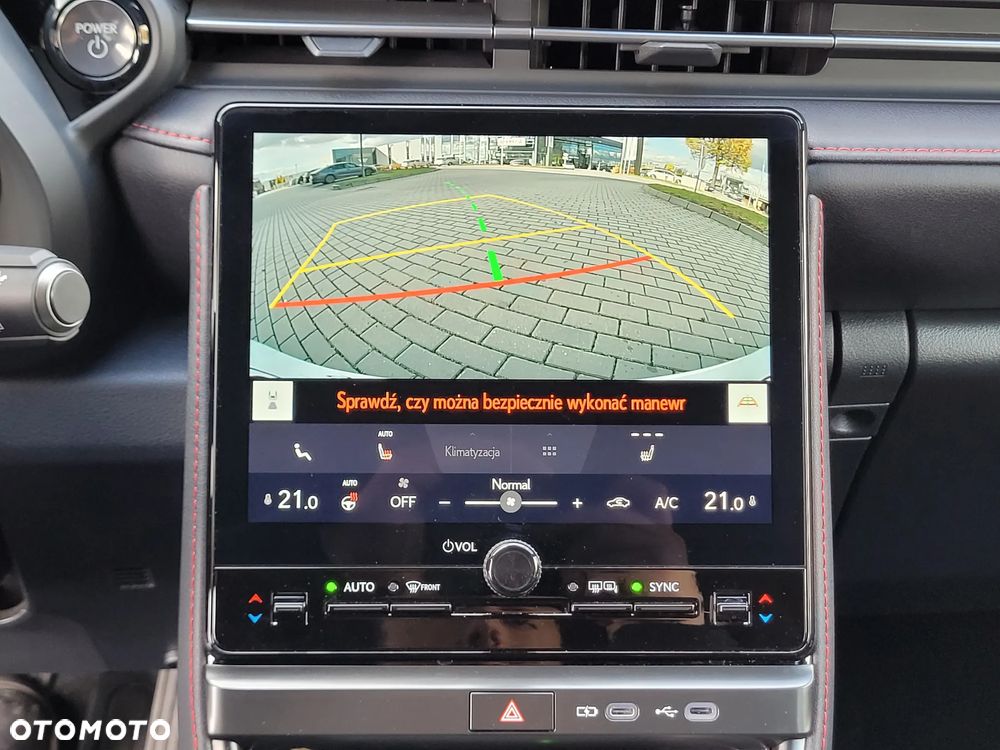 Lexus LBX 1.5 Hybrid Emotion - 16