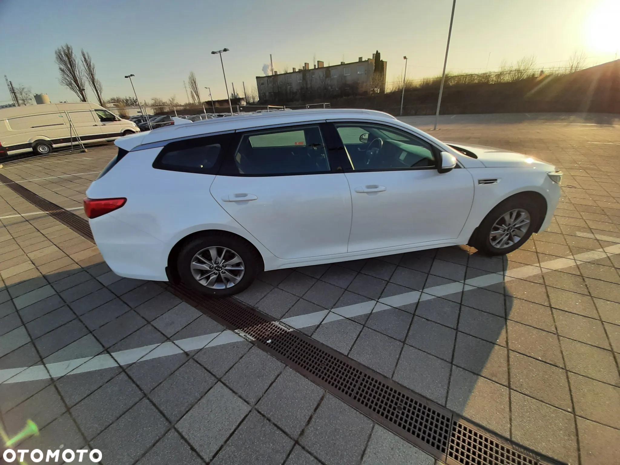 Kia Optima 1.7 CRDI L - 3