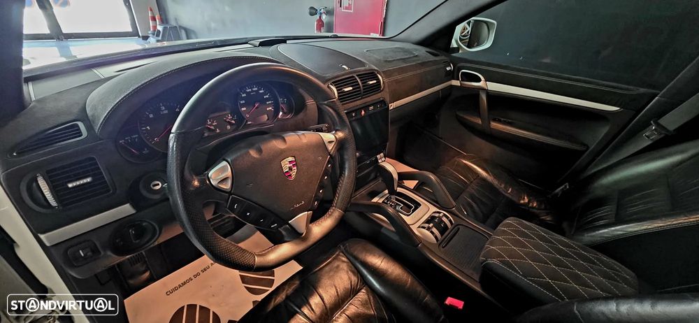 Porsche Cayenne Diesel Tiptronic S - 15