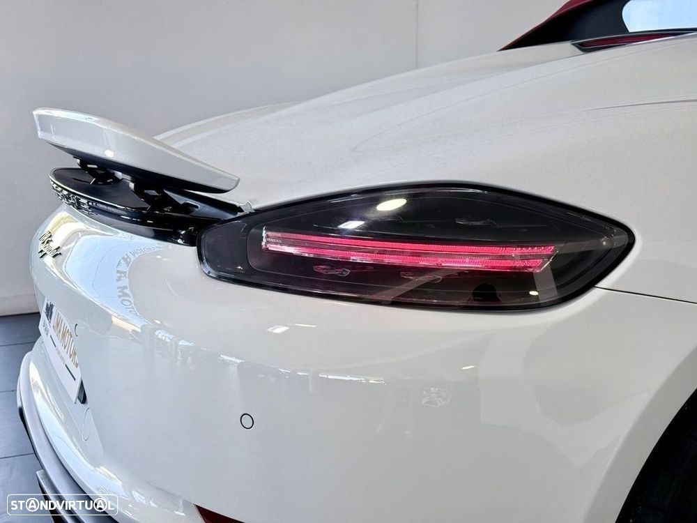 Porsche 718 Spyder Standard - 14